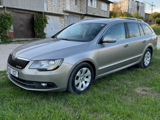 Skoda Superb foto 3