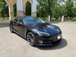 Tesla Model S foto 3