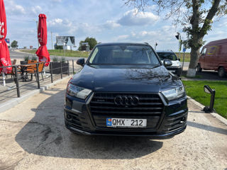 Audi Q7 foto 2