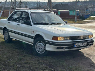 Mitsubishi Galant