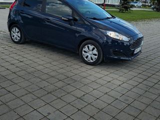 Ford Fiesta 5D foto 3