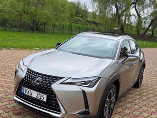 Lexus UX, 2019 г.
