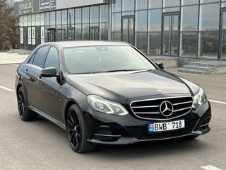 Mercedes E-Class фото 1