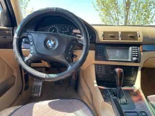 BMW 5 Series foto 9