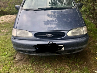 Ford Galaxy foto 1