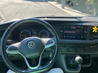 Volkswagen Caravelle foto 6