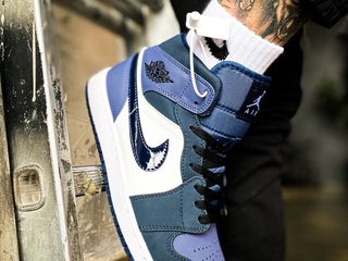 Nike Air Jordan 1 Retro High Blue/Violet Unisex foto 4