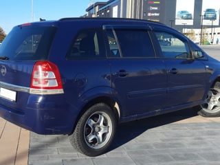 Opel Zafira foto 3