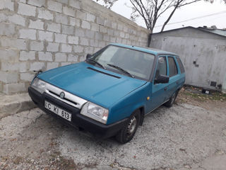 Skoda Favorit foto 2