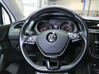 Volkswagen Tiguan foto 8