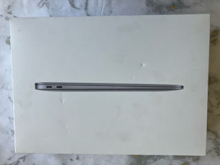 13,3" Apple MacBook Air A2337, Argintiu, M1 with 8-core CPU and 7-core GPU, 8GB/256GB, macOS NEW nou foto 3