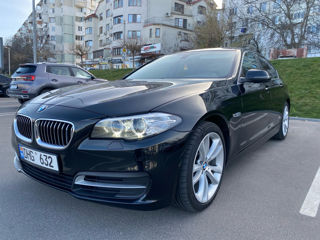 BMW 5 Series foto 1