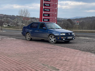 Volkswagen Vento foto 7