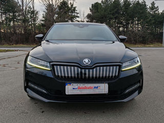 Skoda Superb foto 3