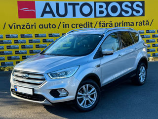 Ford Kuga foto 1