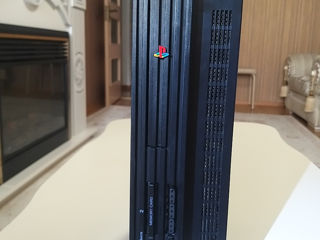 Playstation 2 FAT + 2 Gamepaduri + Memory card(8 jocuri)+13 discuri + toate cablurile!!! foto 3