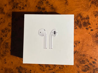 Apple AirPods 2 - 9/10