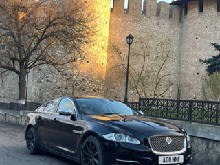 Jaguar XJ foto 2