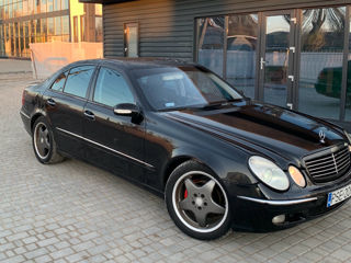 Mercedes E-Class