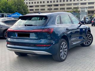 Audi e-tron foto 4