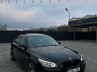 BMW 5 Series foto 3