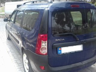 Dacia Logan foto 1