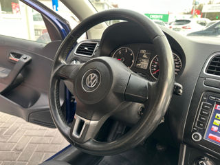 Volkswagen Polo foto 8