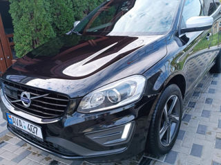 Volvo XC60 foto 1