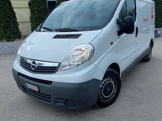 Opel Vivaro foto 6