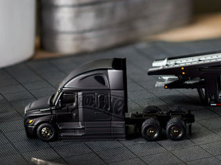 Hot Wheels Freightliner Cascadia foto 7