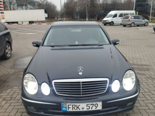 Mercedes E-Class foto 4