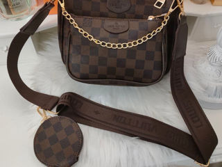 Geantă Louis Vuitton 3 în 1 foto 0
