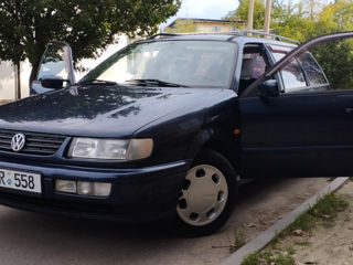 Volkswagen Passat foto 3