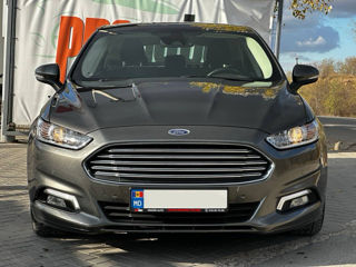 Ford Mondeo foto 2