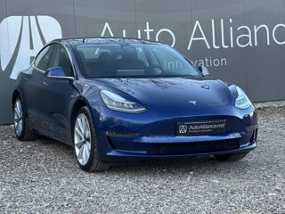 Tesla Model 3 foto 3