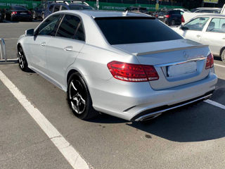 Mercedes E-Class foto 2