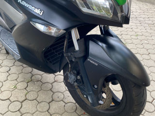 Kawasaki J300 foto 9