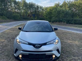 Toyota C-HR foto 7