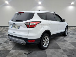 Ford Kuga foto 4