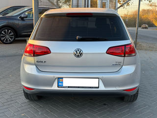 Volkswagen Golf foto 6