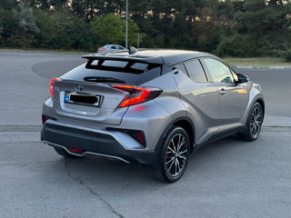 Toyota C-HR foto 7