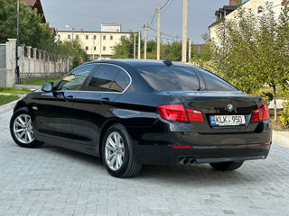 BMW 5 Series foto 6