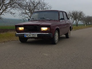 Lada / ВАЗ 2107 foto 2