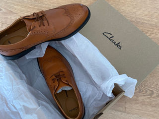 Pantofi Clarks foto 2