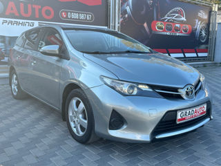 Toyota Auris foto 2