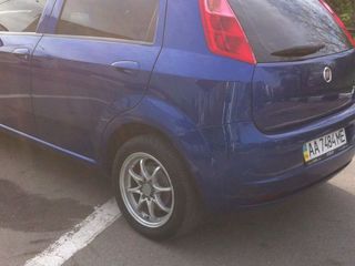 Fiat Grande Punto foto 1