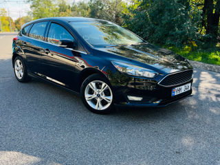 Ford Focus foto 1