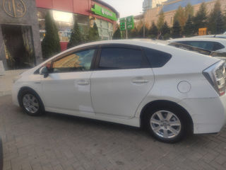 Toyota Prius foto 3