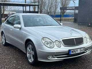 Mercedes E-Class foto 5