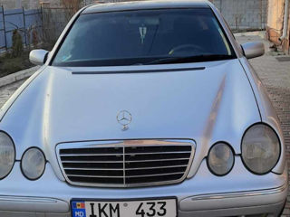 Mercedes E-Class foto 7